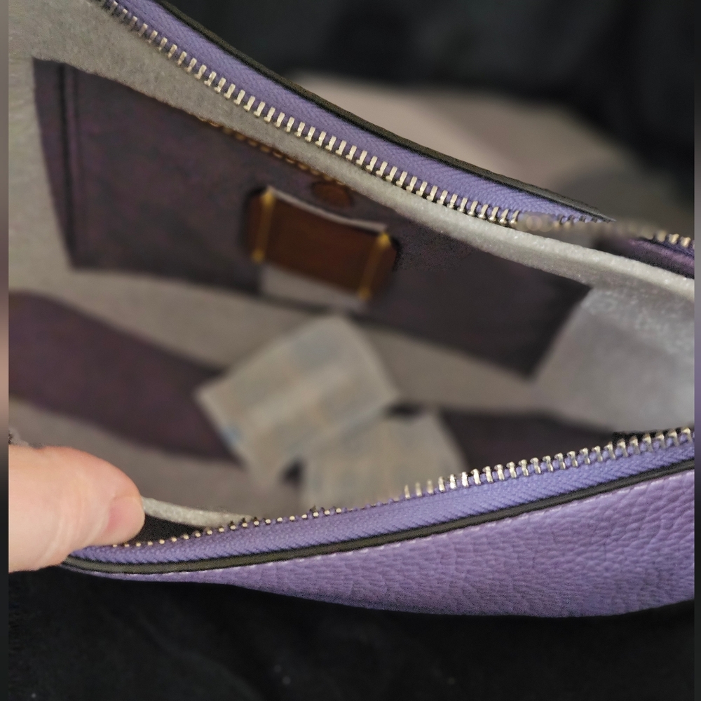 NWOT Coach Luna Shoulder Bag - Picture 3 of 3